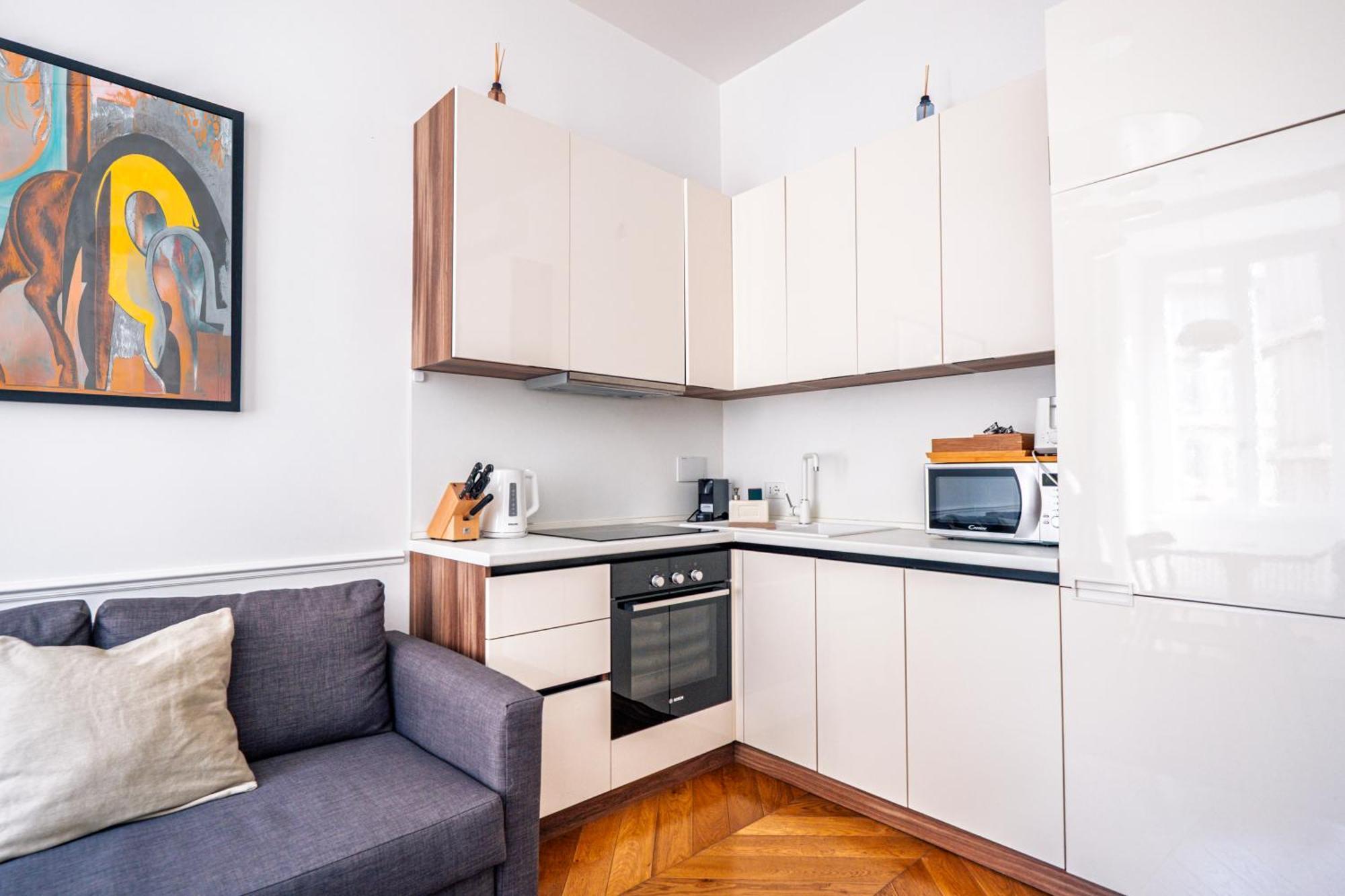 Stylish 1Br, 2Bath Apartment Castel Sant'Angelo 6A Apartment